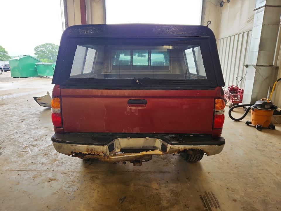 56640356 :رقم المزاد ، 5TEHN72N71Z747702 vin ، 2001 Toyota Tacoma مزاد بيع