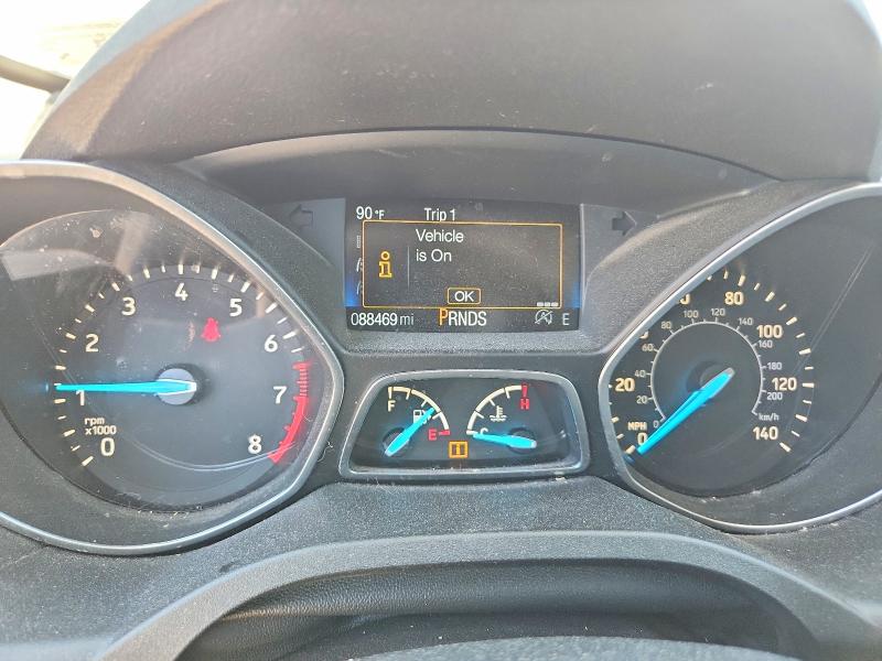 55966886 :رقم المزاد ، 1FMCU0GD7JUA18818 vin ، 2018 Ford Escape مزاد بيع