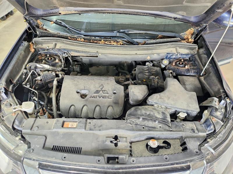 58541996 :رقم المزاد ، JA4AZ3A30JZ010894 vin ، 2018 Mitsubishi Outlander مزاد بيع
