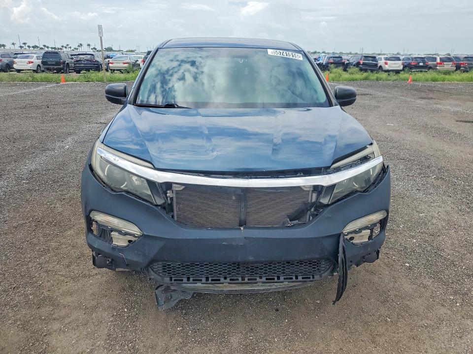 55741516 :رقم المزاد ، 5FNYF5H18JB010029 vin ، 2018 Honda Pilot مزاد بيع