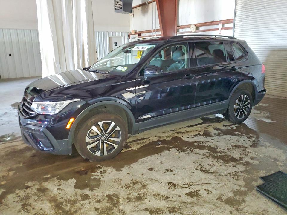 58027356 :رقم المزاد ، 3VV0B7AX6NM046095 vin ، 2022 Volkswagen Tiguan مزاد بيع