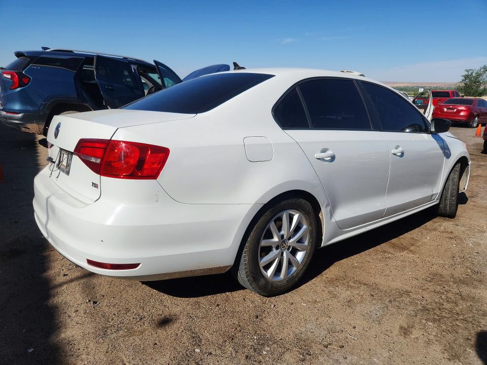 2015 Volkswagen Jetta მანქანა იყიდება აუქციონზე, vin: 3VWD17AJ5FM332775, აუქციონის ნომერი: 56632356