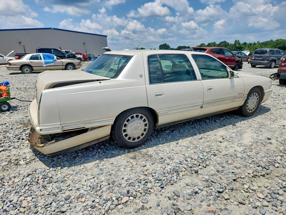 59327616 :رقم المزاد ، 1G6KD54Y3XU800260 vin ، 1999 Cadillac Deville مزاد بيع