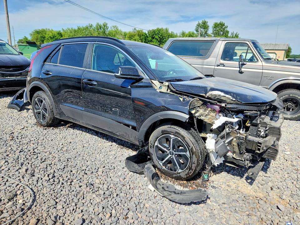 55700256 :رقم المزاد ، KNDCR3LE5S5261349 vin ، 2025 Kia Niro مزاد بيع