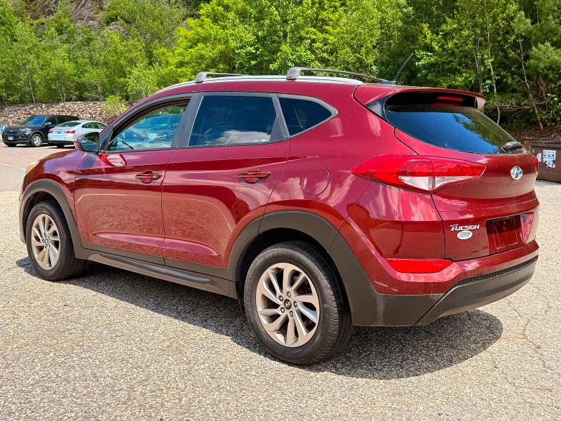 57199376 :رقم المزاد ، KM8J3CA4XGU211803 vin ، 2016 Hyundai Tucson مزاد بيع