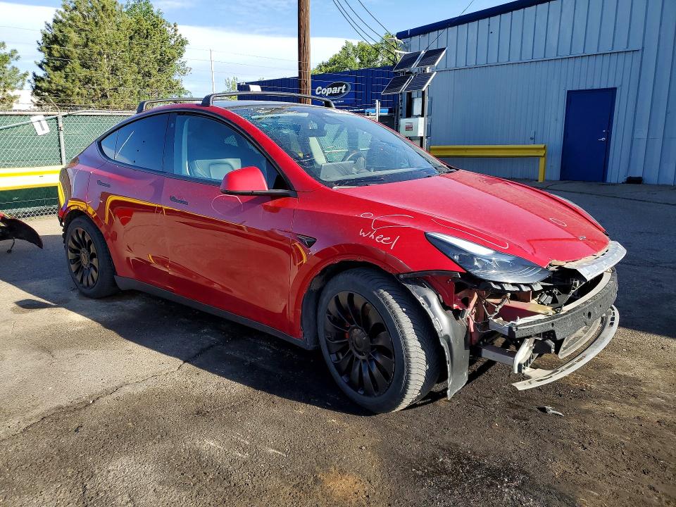 54694306 :رقم المزاد ، 7SAYGDEF6NF523988 vin ، 2022 Tesla Model Y مزاد بيع