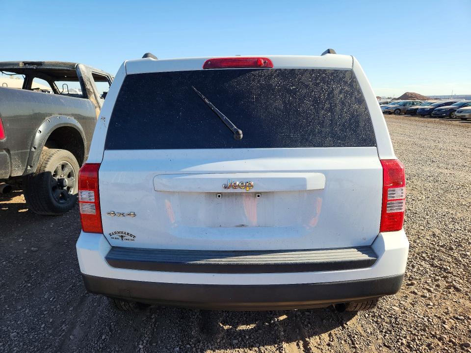 55979496 :رقم المزاد ، 1C4NJRBB8HD106271 vin ، 2017 Jeep Patriot مزاد بيع