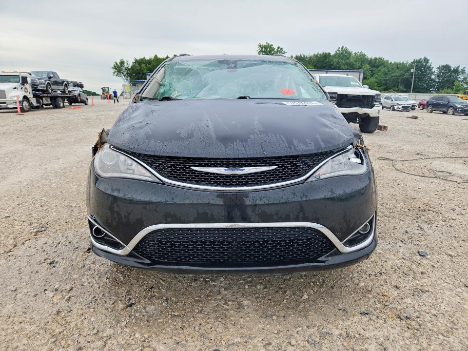 57240286 :رقم المزاد ، 2C4RC1BG5KR554836 vin ، 2019 Chrysler Pacifica مزاد بيع