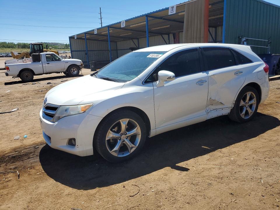 57401396 :رقم المزاد ، 4T3BK3BB0FU116645 vin ، 2015 Toyota Venza مزاد بيع