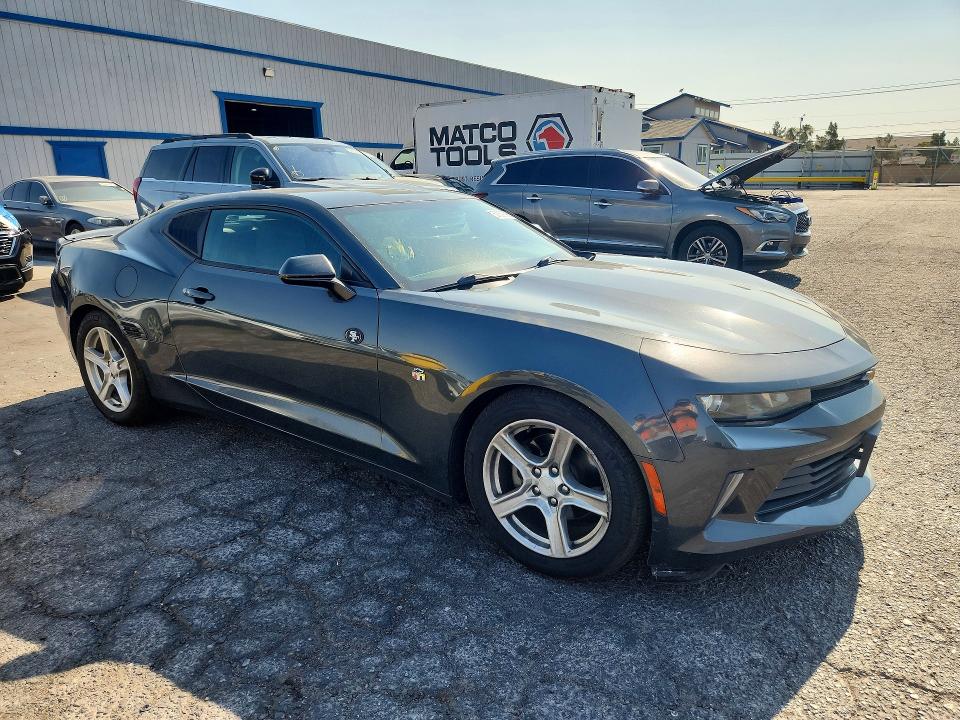57629796 :رقم المزاد ، 1G1FB1RS1H0177742 vin ، 2017 Chevrolet Camaro مزاد بيع
