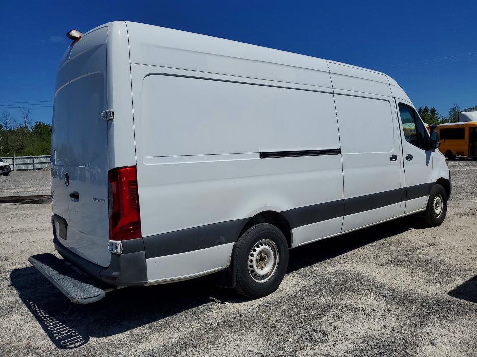 54661906 :رقم المزاد ، WD3PF1CDXKP049468 vin ، 2019 Mercedes Benz Sprinter مزاد بيع