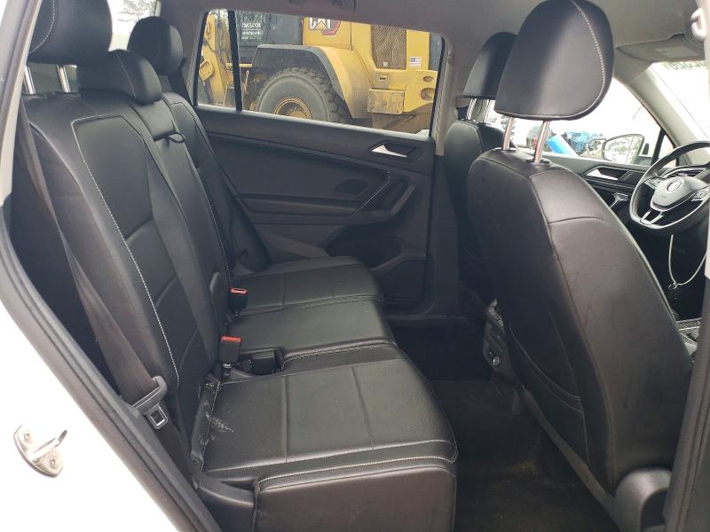 57832526 :رقم المزاد ، 3VV2B7AX5MM058293 vin ، 2021 Volkswagen Tiguan مزاد بيع