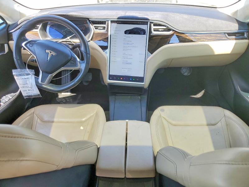 56030986 :رقم المزاد ، 5YJSA1E24GF143194 vin ، 2016 Tesla Model S مزاد بيع