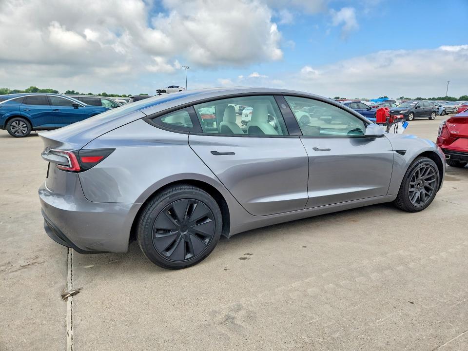 57084416 :رقم المزاد ، 5YJ3E1EA5SF904274 vin ، 2025 Tesla Model 3 مزاد بيع