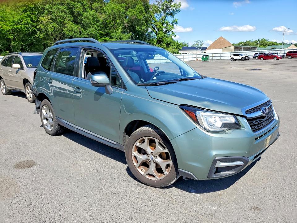 2017 Subaru Forester მანქანა იყიდება აუქციონზე, vin: JF2SJAWC1HH549797, აუქციონის ნომერი: 57196966