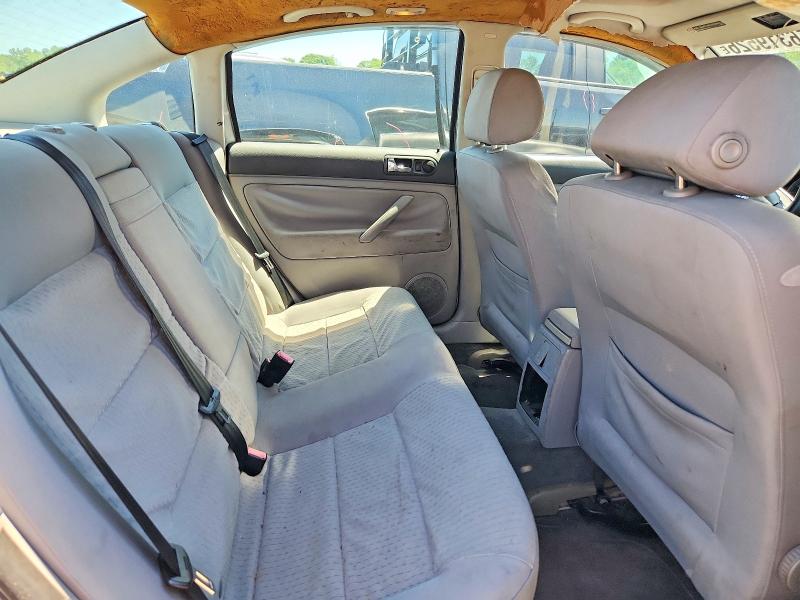 56319526 :رقم المزاد ، WVWPD63BX4E309843 vin ، 2004 Volkswagen Passat مزاد بيع