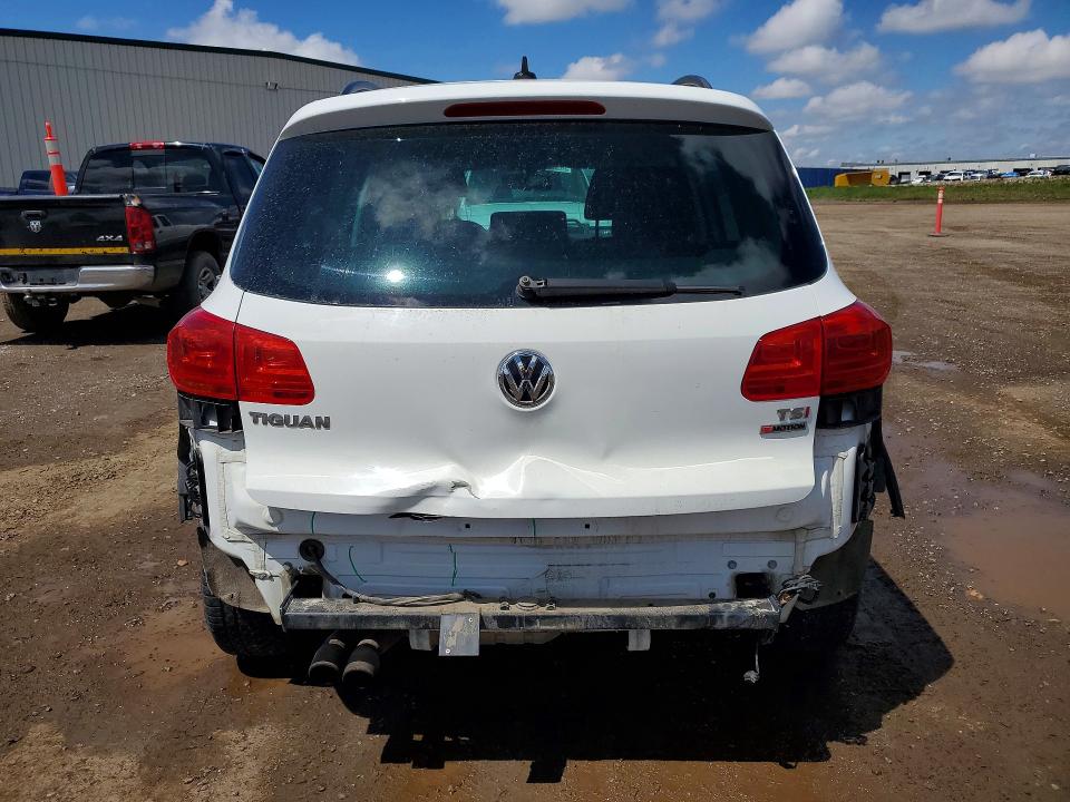 2017 Volkswagen Tiguan მანქანა იყიდება აუქციონზე, vin: WVGNV7AX3HK032822, აუქციონის ნომერი: 56081996