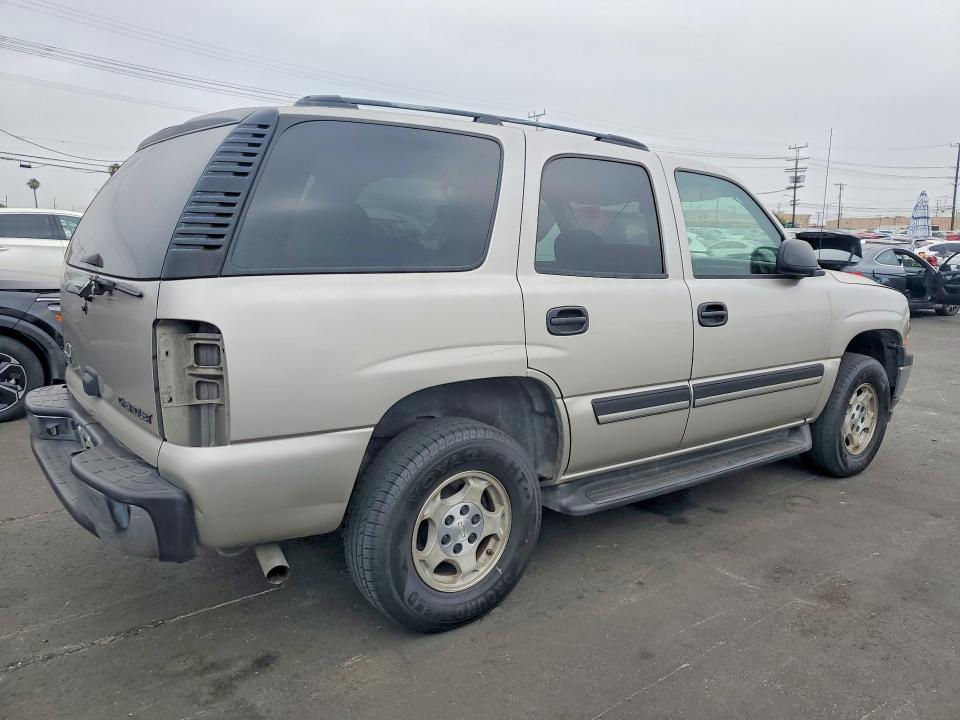 57088846 :رقم المزاد ، 1GNEC13T45R243006 vin ، 2005 Chevrolet Tahoe مزاد بيع