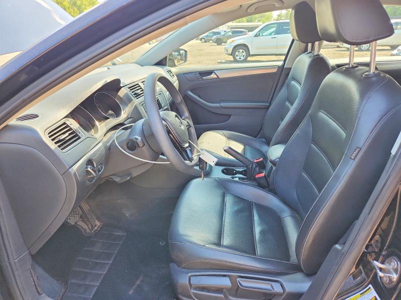 59248736 :رقم المزاد ، 3VWDB7AJ5JM238207 vin ، 2018 Volkswagen Jetta مزاد بيع