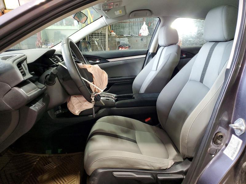 57537786 :رقم المزاد ، 19XFC2F52JE200855 vin ، 2018 Honda Civic مزاد بيع