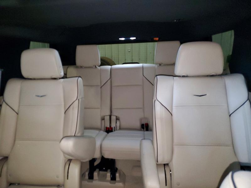 57216046 :رقم المزاد ، 1GYS4BKL1MR402475 vin ، 2021 Cadillac Escalade مزاد بيع