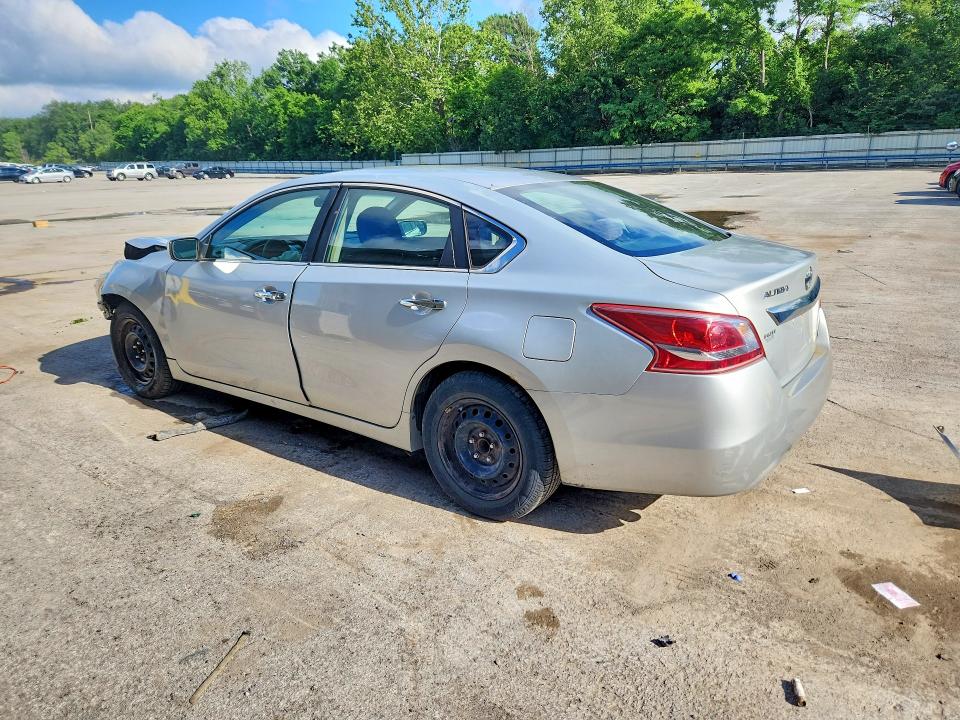 2013 Nissan Altima მანქანა იყიდება აუქციონზე, vin: 1N4AL3AP6DN522655, აუქციონის ნომერი: 57091526