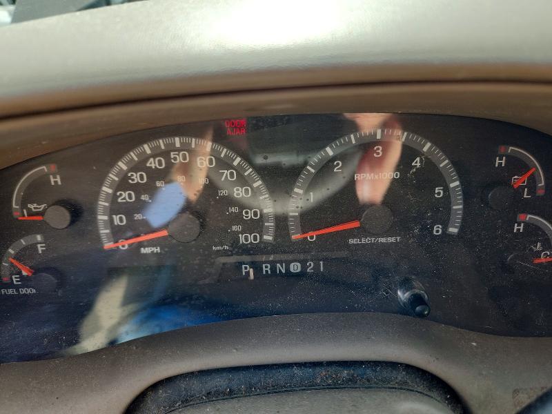 55756966 :رقم المزاد ، 1FMRU15W71LB81009 vin ، 2001 Ford Expedition مزاد بيع