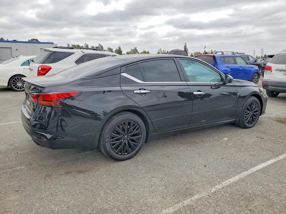 85790435 :رقم المزاد ، 1N4BL4DV9SN421627 vin ، 2025 Nissan Altima مزاد بيع
