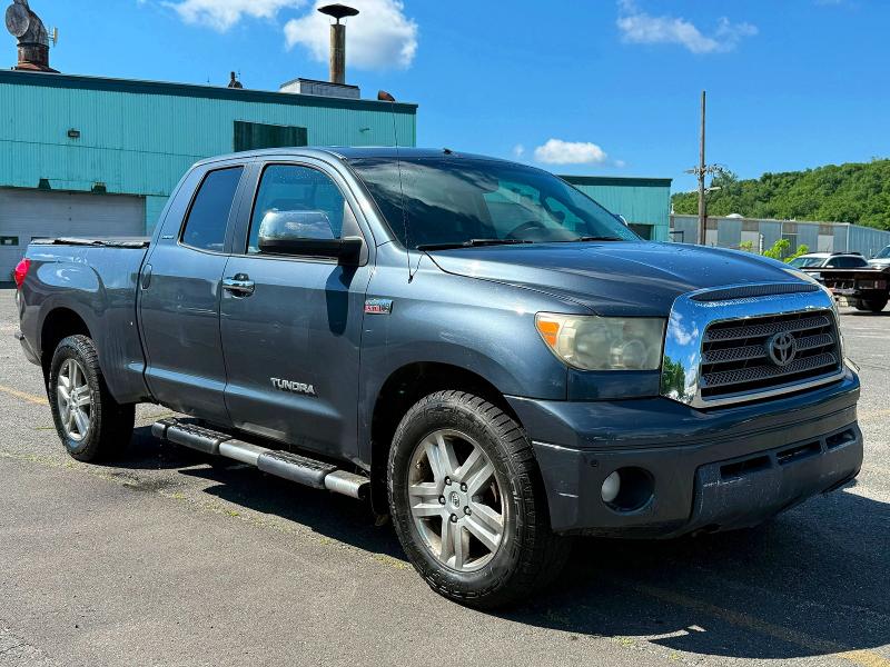 57184626 :رقم المزاد ، 5TBBV58108S501900 vin ، 2008 Toyota Tundra مزاد بيع