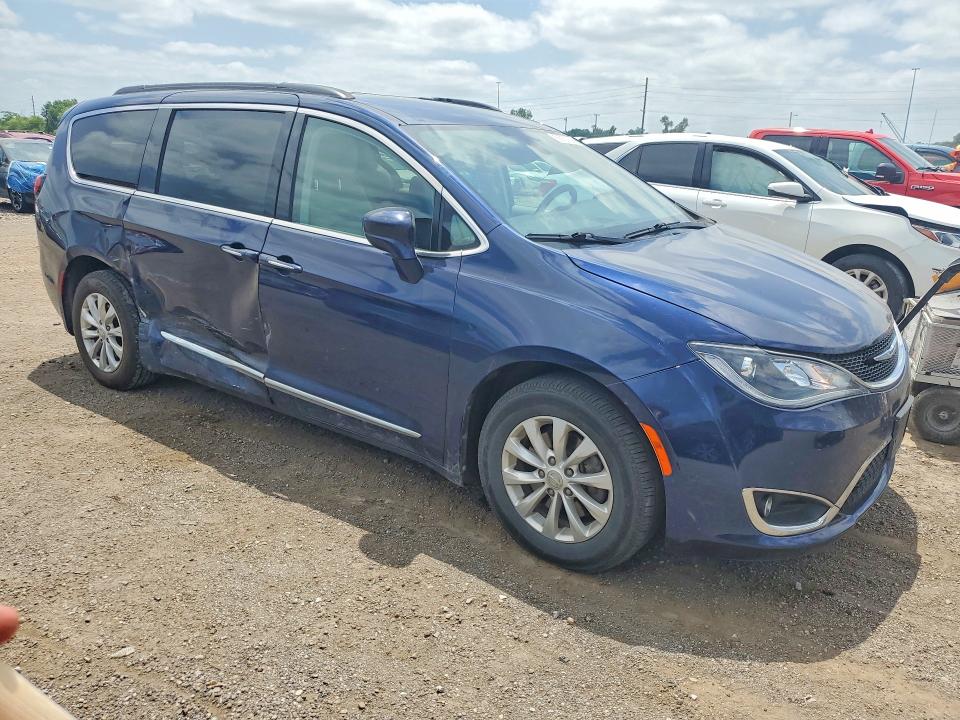 Продажа на аукционе авто 2017 Chrysler Pacifica, vin: 2C4RC1BG9HR512582, номер лота: 58929386
