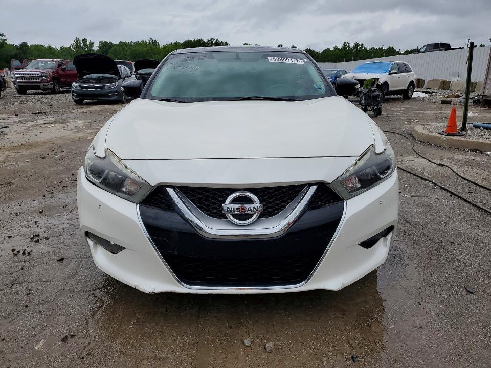 Auction sale of the 2017 Nissan Maxima, vin: 1N4AA6AP0HC440946, lot number: 58909176