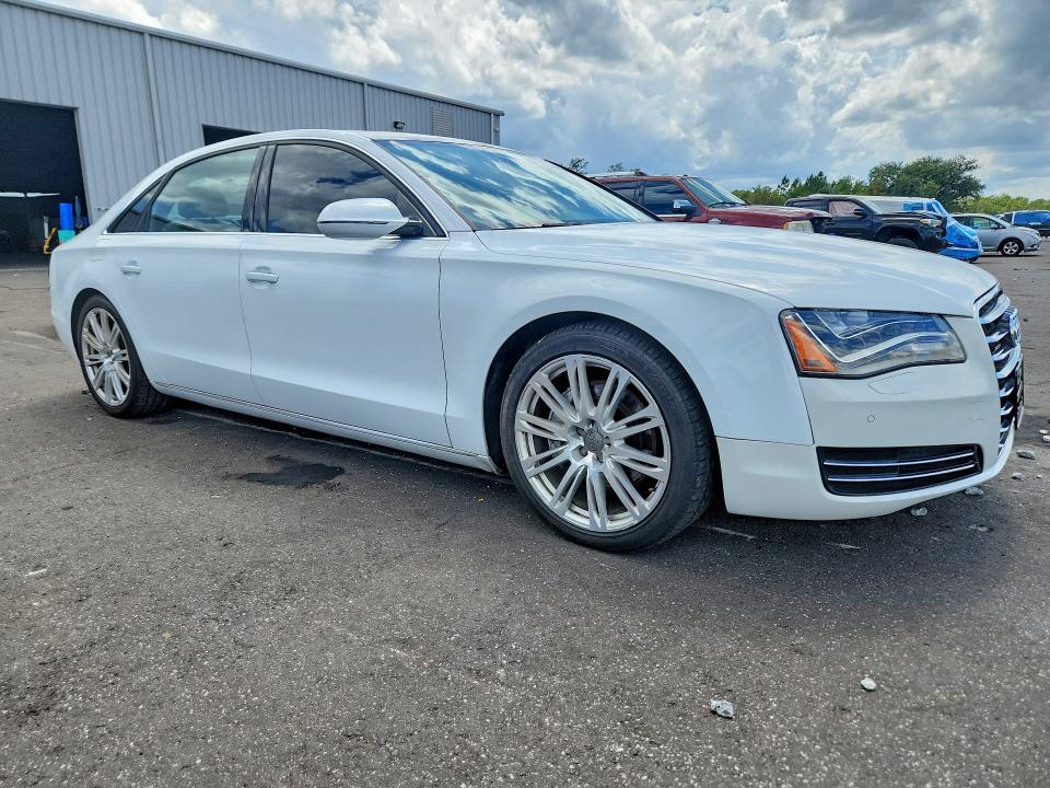 Продаж на аукціоні авто 2014 Audi A8, vin: WAURGAFD0EN004589, номер лоту: 58071496
