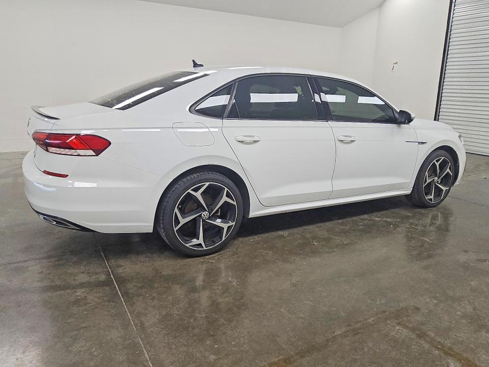 2021 Volkswagen Passat მანქანა იყიდება აუქციონზე, vin: 1VWMA7A38MC012009, აუქციონის ნომერი: 57321896