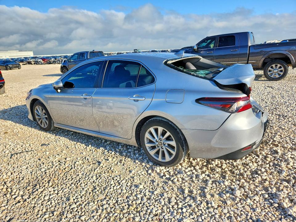 Продажа на аукционе авто 2021 Toyota Camry, vin: 4T1C11AK1MU459130, номер лота: 57576876