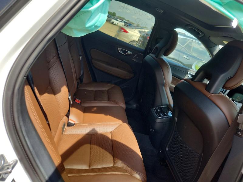 2018 Volvo Xc60 მანქანა იყიდება აუქციონზე, vin: LYVA22RL2JB117302, აუქციონის ნომერი: 56768036