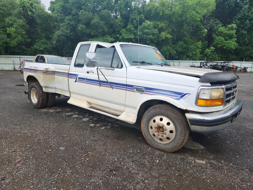 1997 Ford F350 მანქანა იყიდება აუქციონზე, vin: 1FTJX35F2VEC61736, აუქციონის ნომერი: 52474316