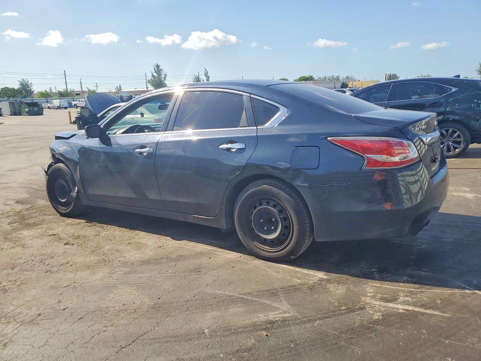 57477656 :رقم المزاد ، 1N4AL3AP9FC139677 vin ، 2015 Nissan Altima مزاد بيع