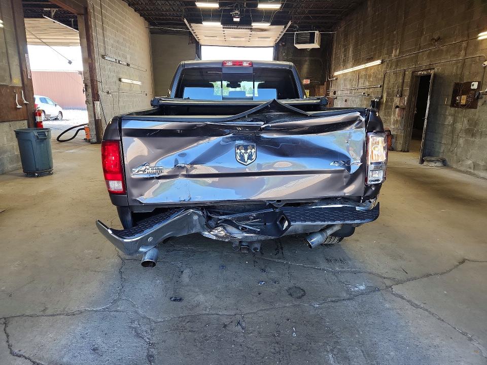 56337016 :رقم المزاد ، 1C6RR7TT2KS637577 vin ، 2019 Ram 1500 Classic مزاد بيع