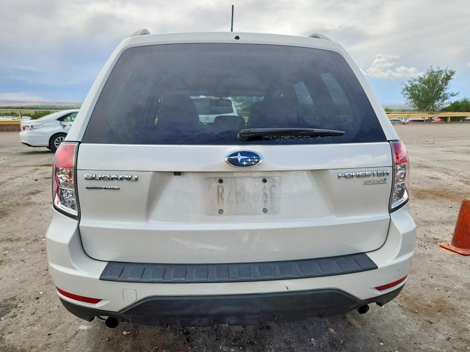 2011 Subaru Forester მანქანა იყიდება აუქციონზე, vin: JF2SHADC6BH773220, აუქციონის ნომერი: 54646576
