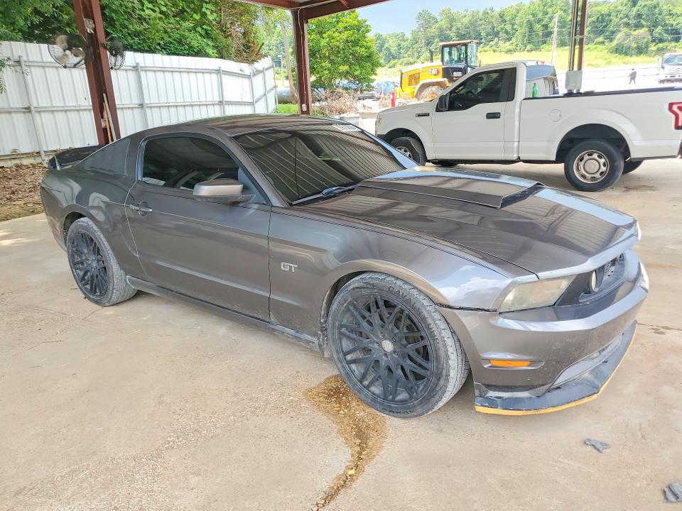 55610856 :رقم المزاد ، 1ZVBP8CH7A5152928 vin ، 2010 Ford Mustang مزاد بيع