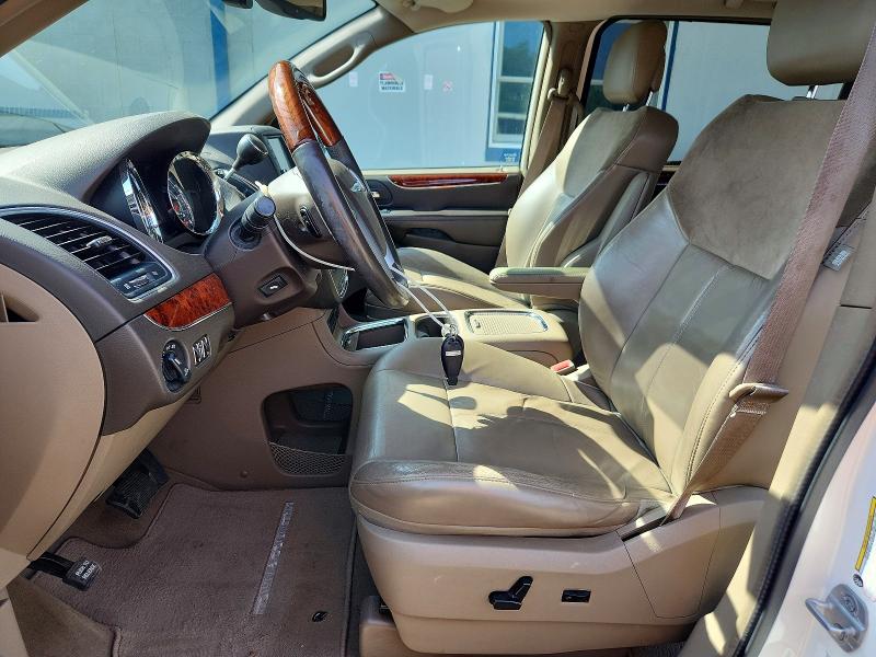 58843916 :رقم المزاد ، 2C4RC1GG1DR531257 vin ، 2013 Chrysler Town & Country مزاد بيع