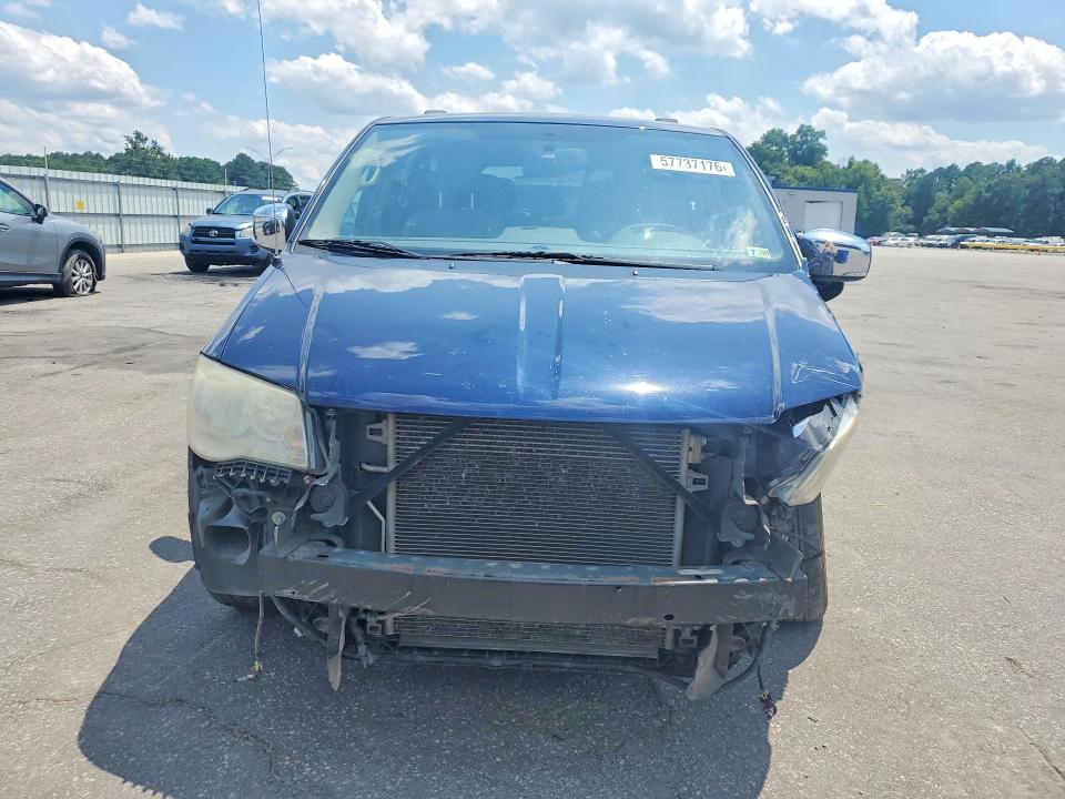 2015 Chrysler Town & Country მანქანა იყიდება აუქციონზე, vin: 2C4RC1CG9FR520564, აუქციონის ნომერი: 57737176