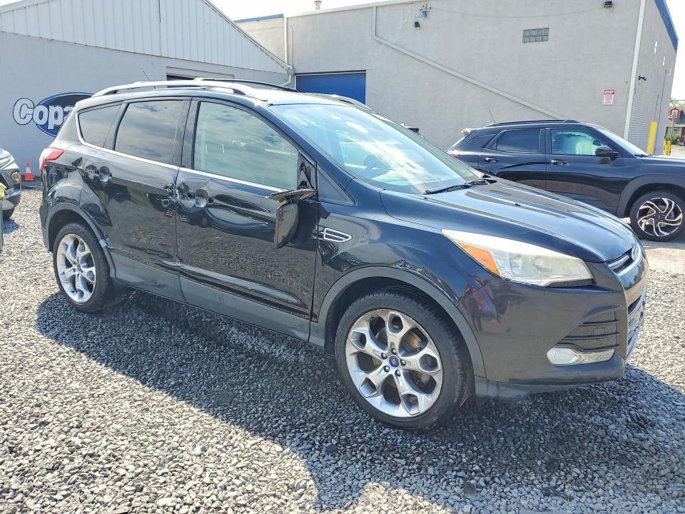 2014 Ford Escape მანქანა იყიდება აუქციონზე, vin: 1FMCU9J97EUA03119, აუქციონის ნომერი: 57391726
