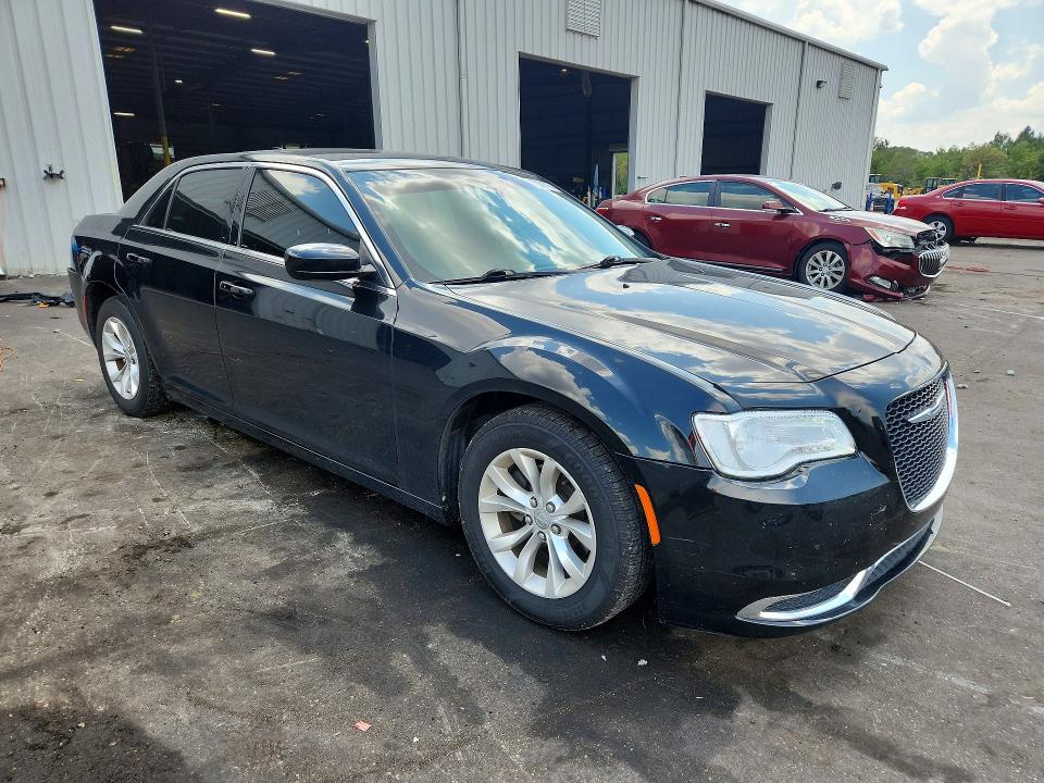 Продажа на аукционе авто 2015 Chrysler 300, vin: 2C3CCAAG3FH742987, номер лота: 53206796