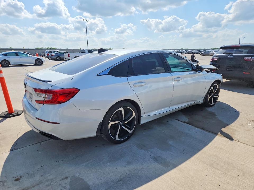 57617226 :رقم المزاد ، 1HGCV1F47MA111726 vin ، 2021 Honda Accord مزاد بيع