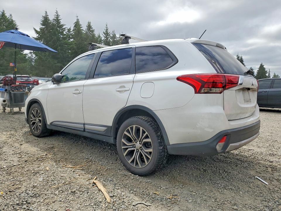 2016 Mitsubishi Outlander მანქანა იყიდება აუქციონზე, vin: JA4AD2A3XGZ000133, აუქციონის ნომერი: 57588826