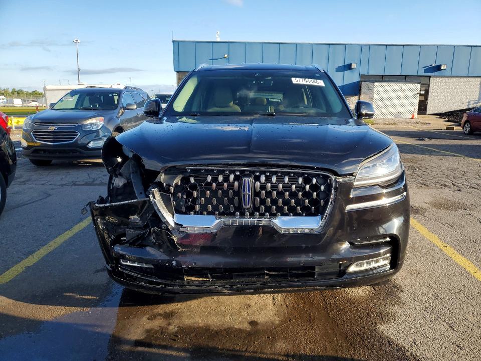 57704446 :رقم المزاد ، 5LM5J6XC5MGL06316 vin ، 2021 Lincoln Aviator مزاد بيع