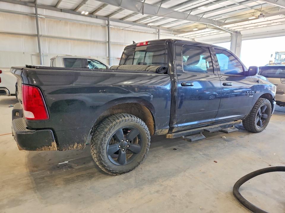 57239556 :رقم المزاد ، 1C6RR7LT9KS520756 vin ، 2019 Ram 1500 Classic مزاد بيع