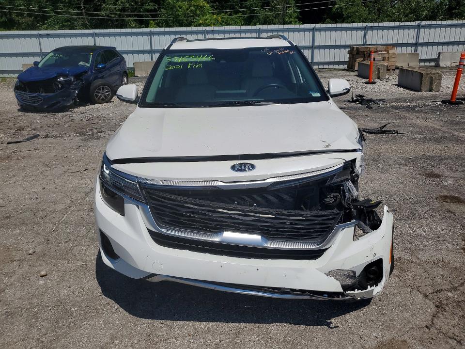 57163466 :رقم المزاد ، KNDERCAA4M7175370 vin ، 2021 Kia Seltos مزاد بيع