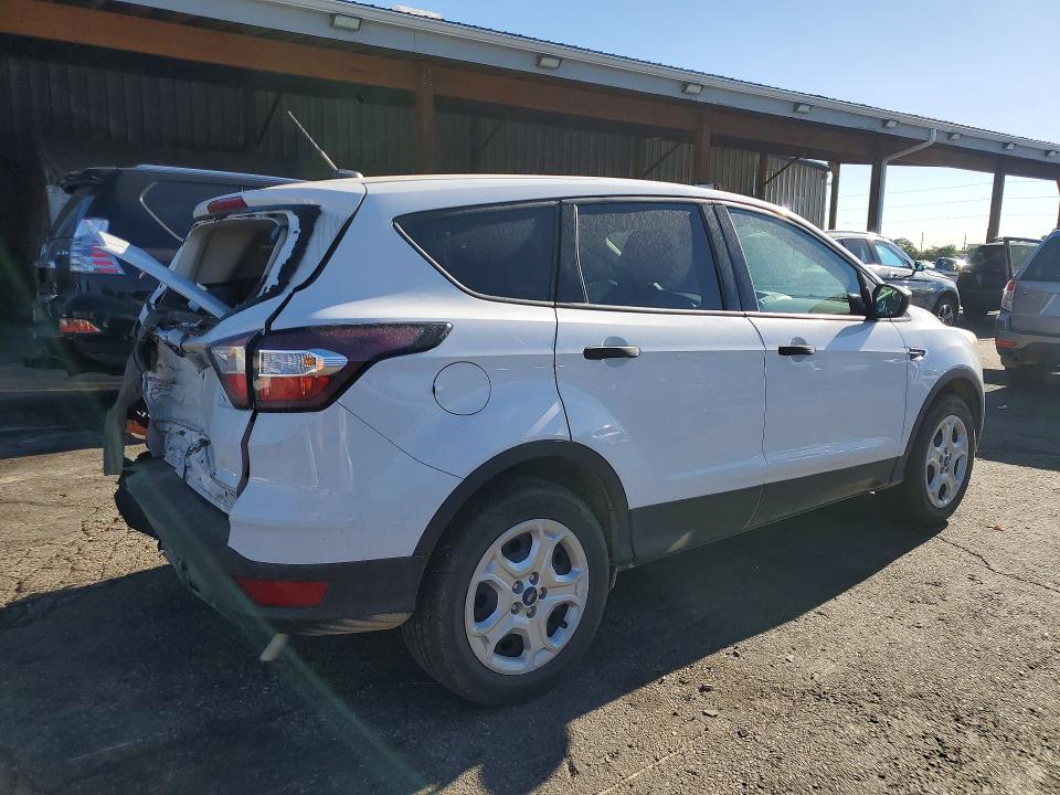 Продаж на аукціоні авто 2017 Ford Escape, vin: 1FMCU0F76HUA41173, номер лоту: 57044766